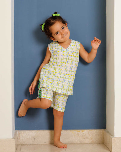 Kris Kross playful shorts set